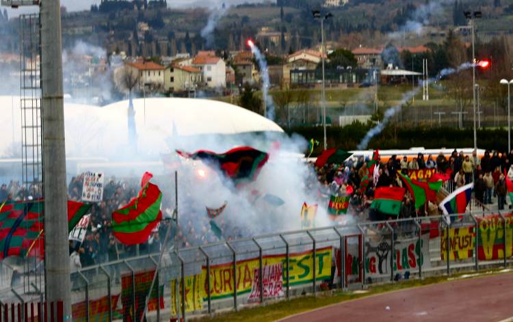 Stadio Communale - Intro Ternana