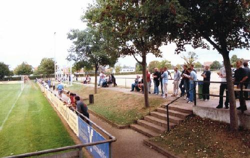 Kaiserstuhlstadion - Hintertorbereich