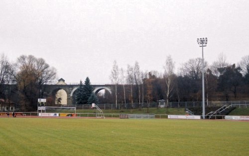 Stadion Müllerwiese - Kurve mit Viadukt