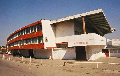 Crvena Zvezda - Auenansicht