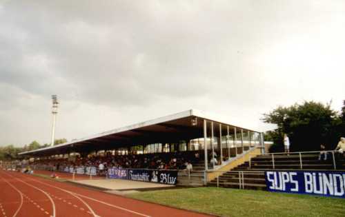 Stadion Rußheide - Tribüne