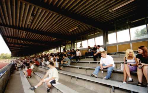 Stadion Rußheide - Auf der Tribüne