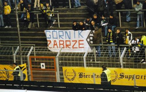 Bökelberg - Polnische (?) Gladbach Fans in der Gästekurve