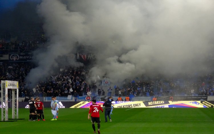 Stadión Tehelné pole