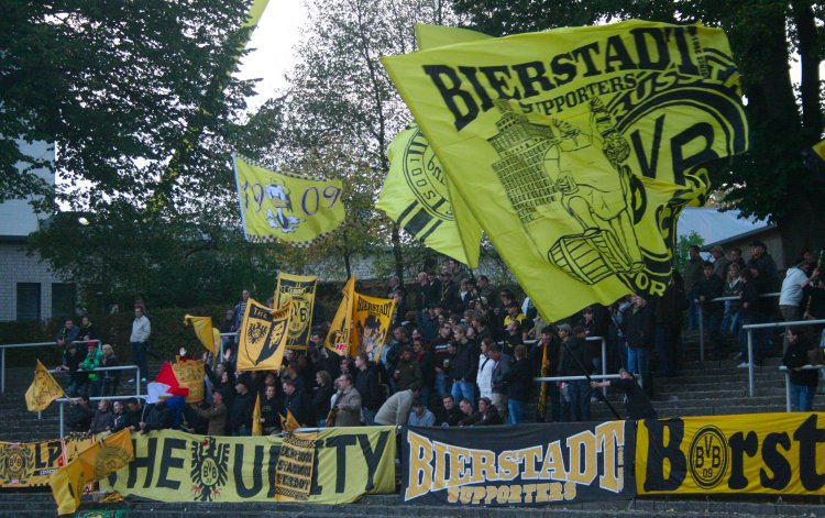 Stadion Rote Erde