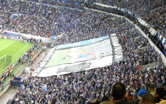 Arena AufSchalke - Intro Porto