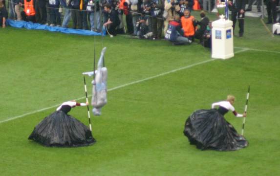 Arena AufSchalke - Surrealistisch bombastisch: Eröffnungszeremonie