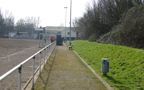 Sportplatz Deusener Str.