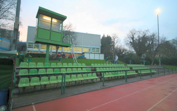 TSV-Stadion im Bayer-Sportcenter