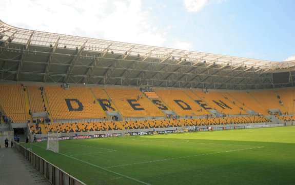 Rudof-Harbig-Stadion