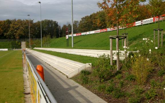 PCC-Stadion - Gegenseite