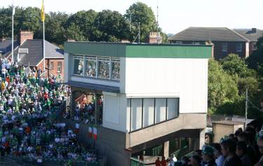 Lansdowne Road - VIP-Logen? Sprecherkabine?