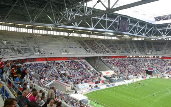 Multifunktionsarena Düsseldorf - Hintertorseite Heim