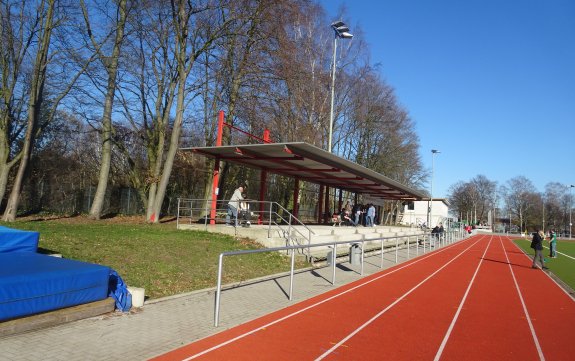 Sportplatz Hinter Holten