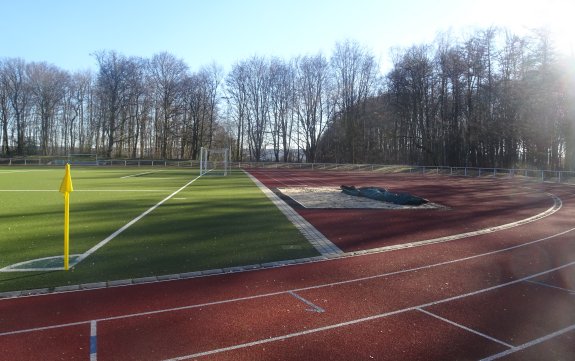 Sportplatz Hinter Holten