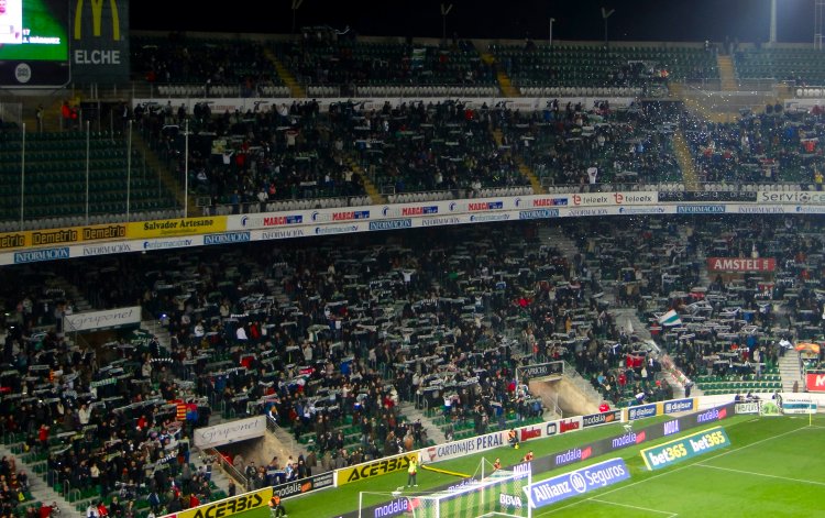 Estadio Manuel Martnez Valero