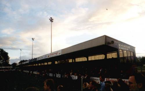 Dr. Helmut Riedl-Stadion - Tribüne