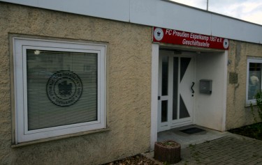 Albert-Pürsten-Stadion (Waldstadion)