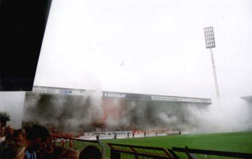 Georg Melches Stadion - Wo sind die Gästefans geblieben?