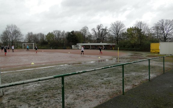 Sportplatz Heinrich-Strunk-Str.