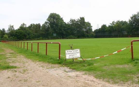 Sportplatz Am Berner Heerweg 187 - Dieser Rasenplatz ist gesperrt!