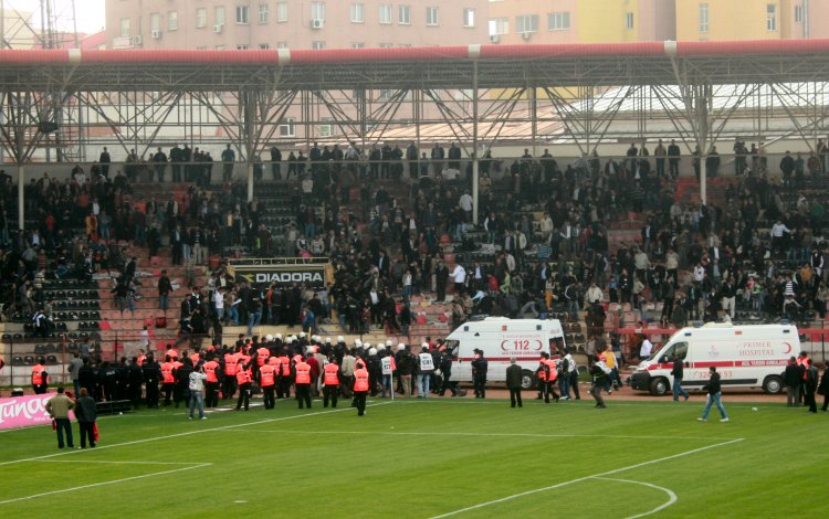 Kamil Ocak Stadı