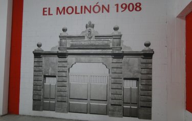 Estadio Municipal El Molinón