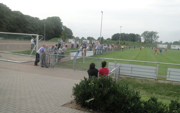 Sportplatz am Eisstadion