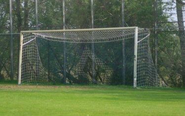 Paul-Hauenschild-Plätze, Platz 8