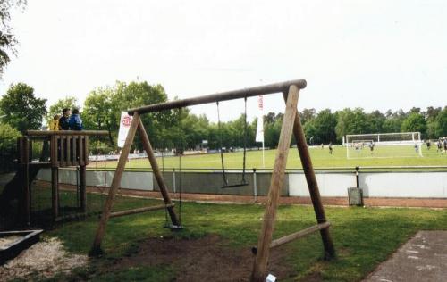 Waldkampfbahn - vom Spielplatz aus gesehen...