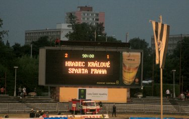 Všesportovní stadion