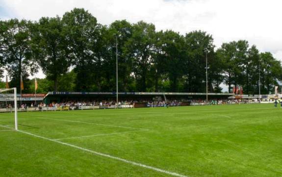 Sportpark Groot Scholtenhagen - Stehtribüne