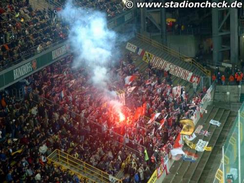 Westfalenstadion ... Lille-Fans