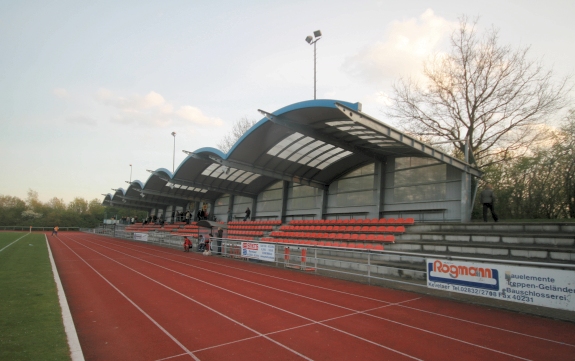 H&uuml;lsparkstadion