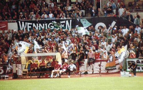 Stadion an der Jesinger Allee - Intro HSV-Fans