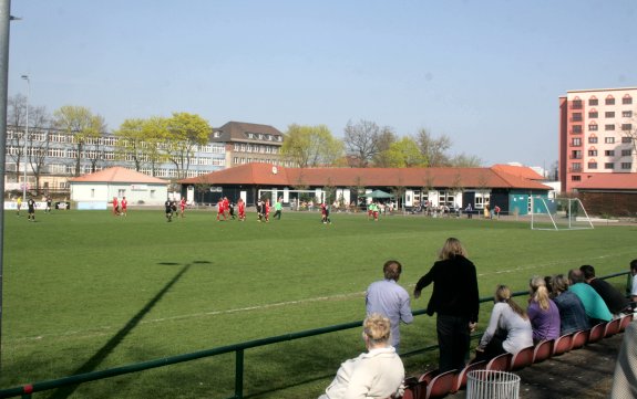 Sportplatz Wendenschloßstr. 182