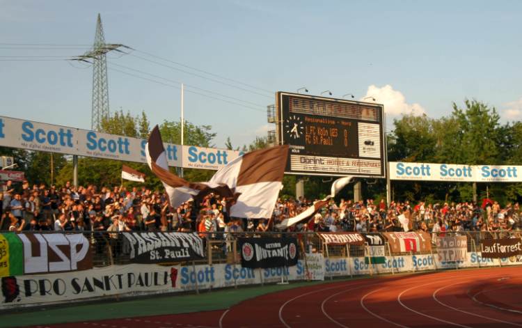 Südstadion - Intro St. Pauli