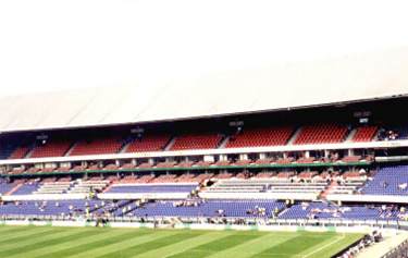 Stadion Feijenoord (“De Kuip”) - Maastribüne