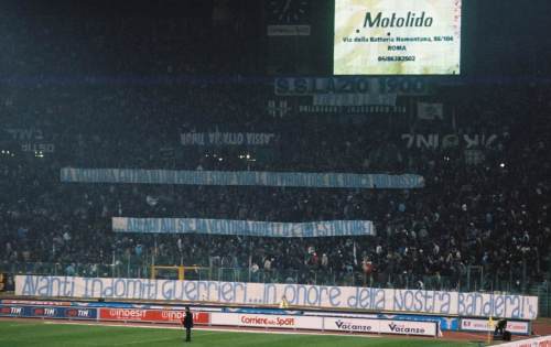 Stadio Olimpico - Transparent bei Halbzeit