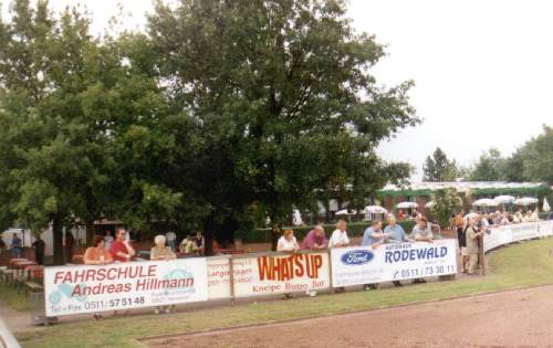 Walter-Bettges-Stadion - Tribne