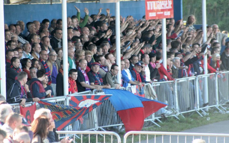 Stade Rue Gilles Magnee <i>Ans</i>