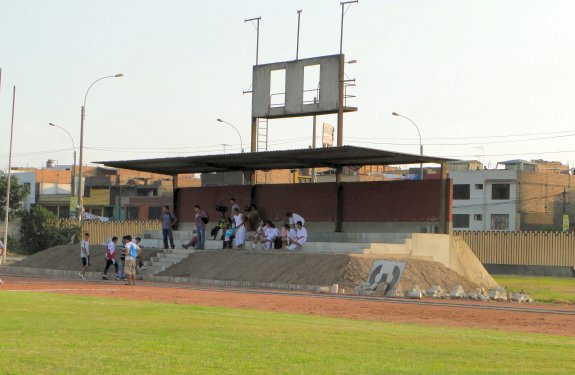 Estadio Universidad Nacional  de Ingeniería