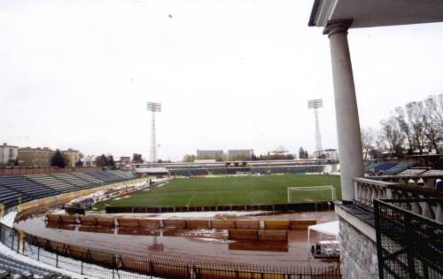 Centralni Stadion - Totale leer