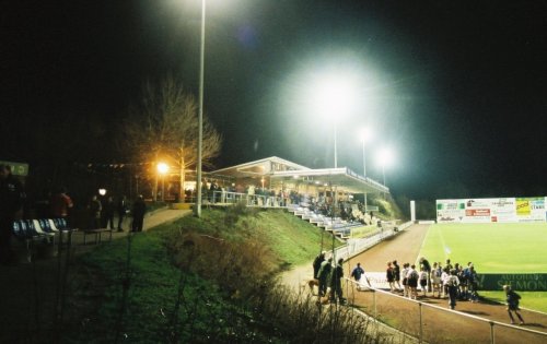 Stadion am Lotter Kreuz - Blick aus der Kurve auf die Haupttribüne