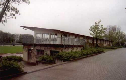 Ludwig-Jahn-Stadion - Haupttribüne Außenansicht