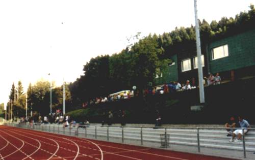 Nettetal-Stadion - Neu ausgebaute Gerade