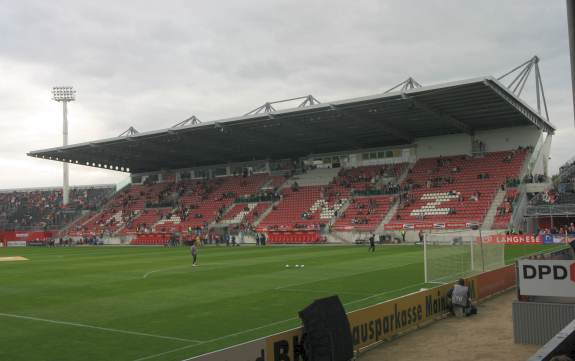 Stadion am Bruchweg - Haupttribüne