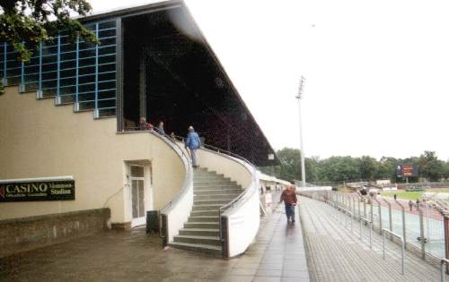 Mommsenstadion - Der Wendelaufgang