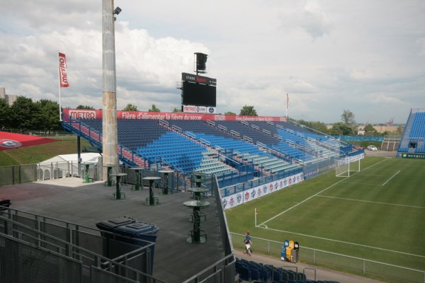 Stade Saputo