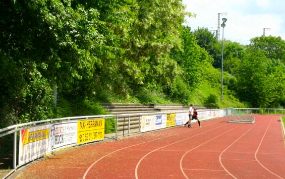 Stadion - Gegenseite